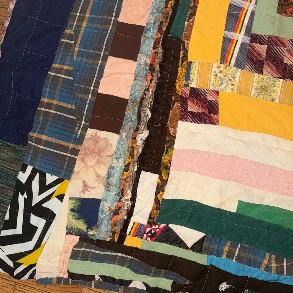 2.f vintage handmade quilt